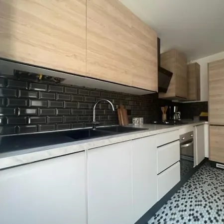 Moderne 2 5 Voyageurs Paris